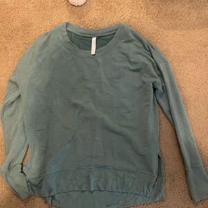 Athleta Sage Green Crew Neck lightweight Sweatshirt
